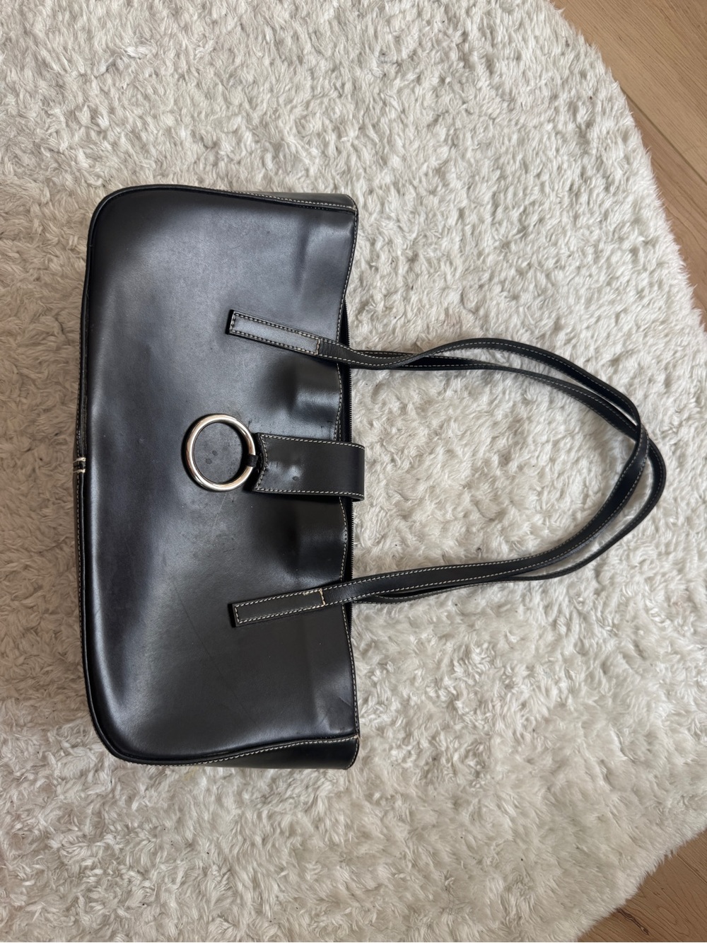 Sleek Black Leather Shoulder Tote with Silver Ring Accent
